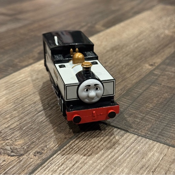 Thomas & Friends Other - Thomas & Friends Fearless Freddie TrackMaster Motorized Train 2009 Working